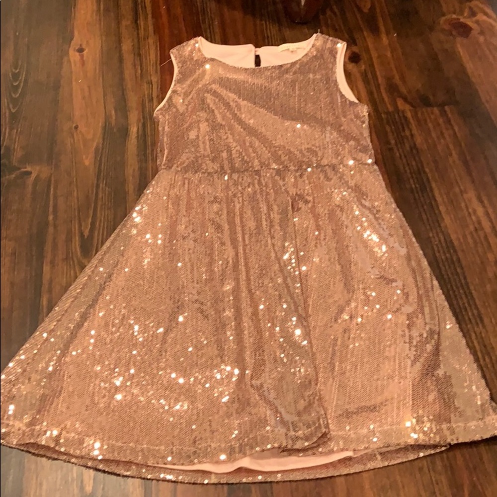 Girls dress
